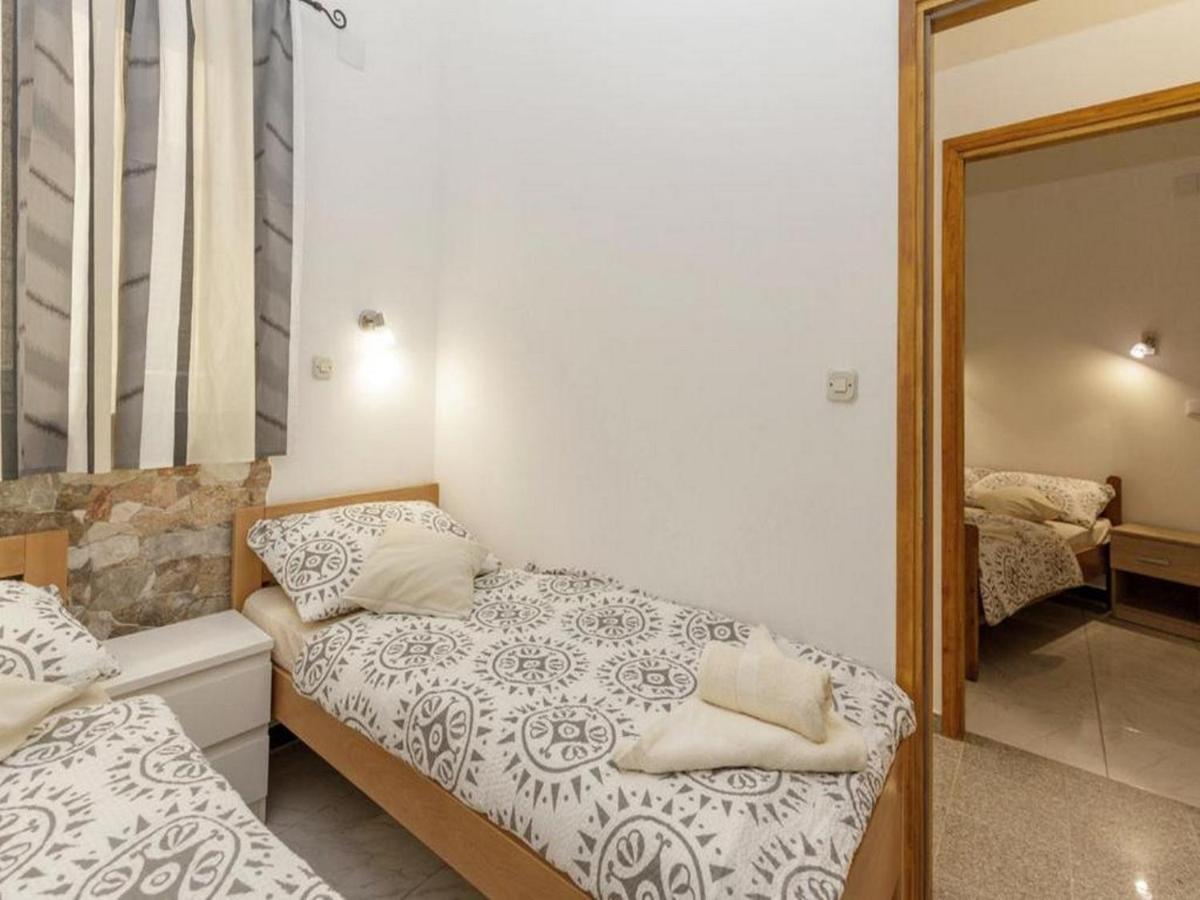 Apartment Senj Senj  Luaran gambar