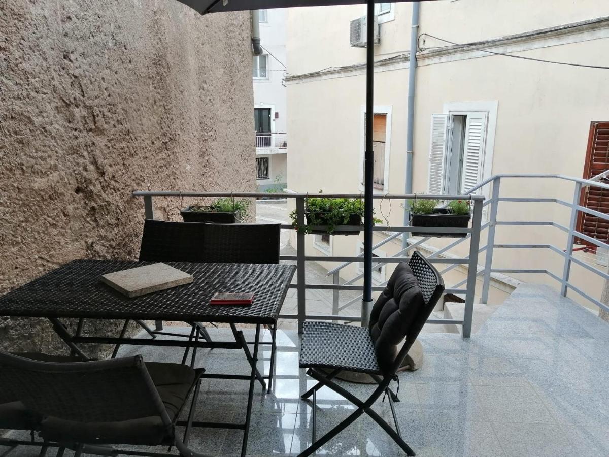 Apartment Senj Senj  Luaran gambar