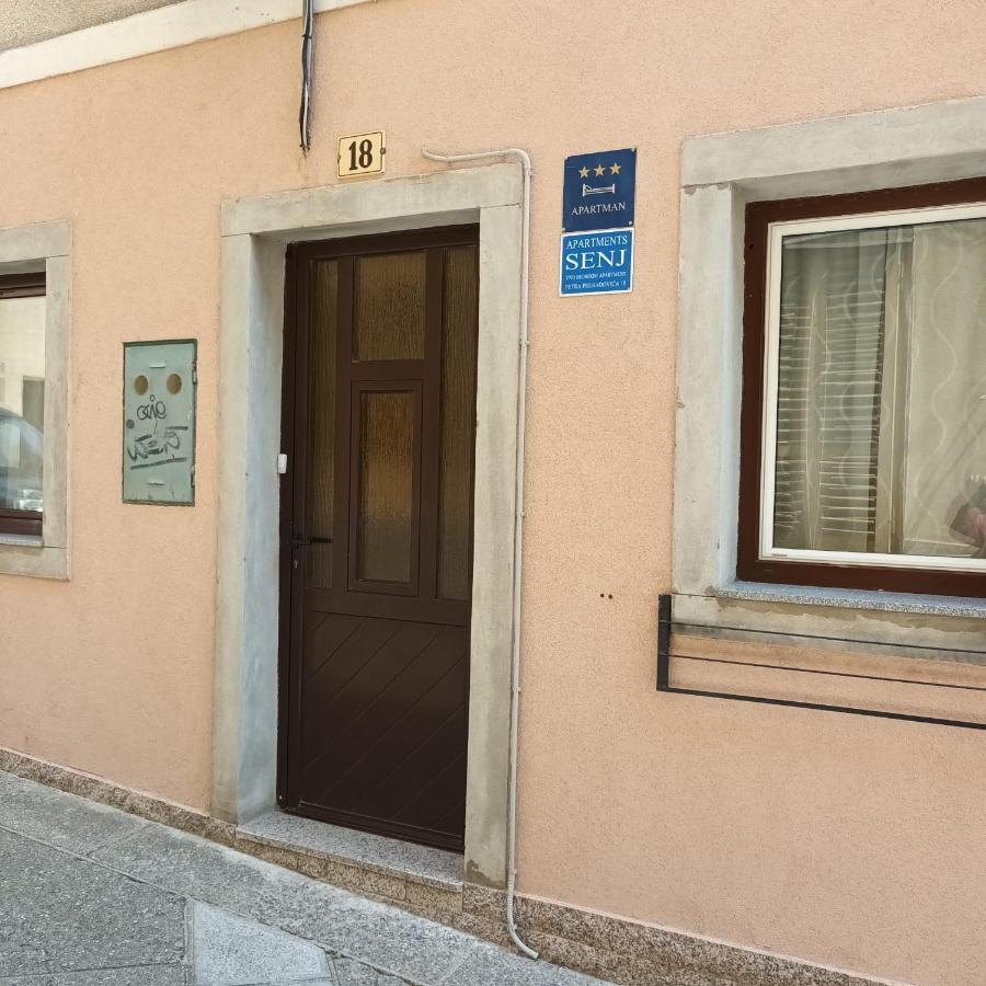 Apartment Senj Senj  Luaran gambar